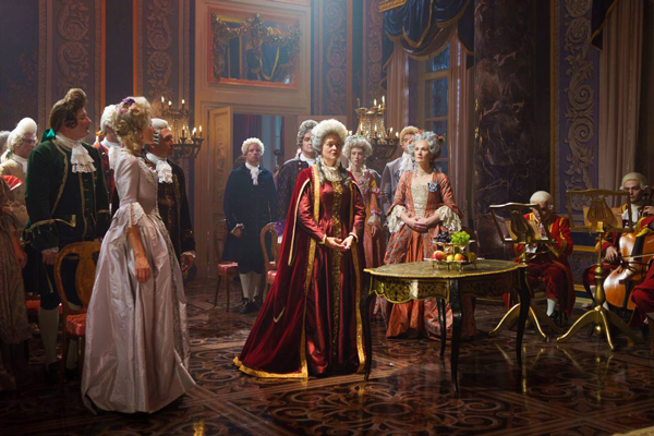 Перейти к новости "«Екатерина Великая»: исторический эпос на большом экране"